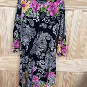 Dresses long sleeve with zipper on chest. very nice new